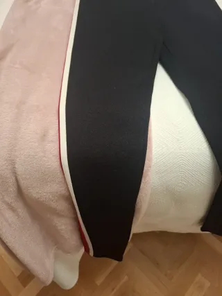 2 Mallas Negras  la negra es marca amisu  T 38.