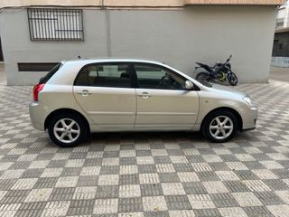 Toyota Corolla 2005