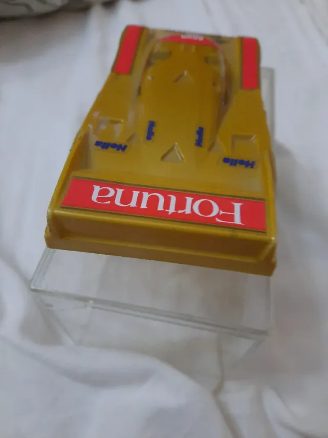 Porsche SRS Scalextric