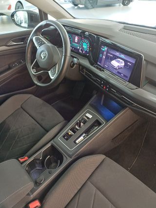 Volkswagen Golf Style 2021