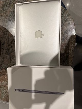 MacBook Air 11” 2012 A1465 - No enciende
