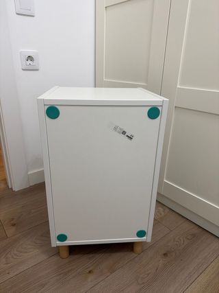 Mesita de noche blanca 2 baldas.