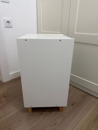 Mesita de noche blanca 2 baldas.