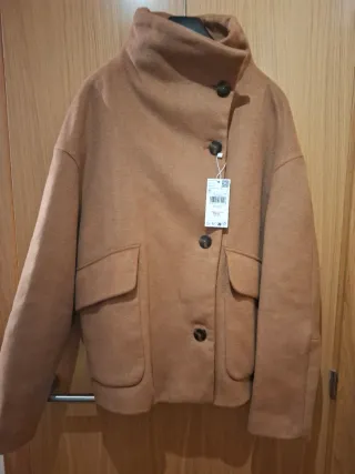 Abrigo Mango Lana Cuello Embudo Marrón