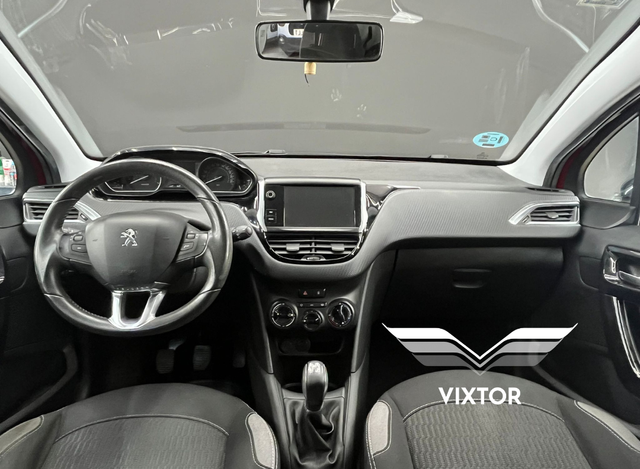 Peugeot 208 1.2 PureTech Style 82