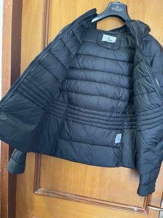 Giacca Kooljay donna nera con cappuccio