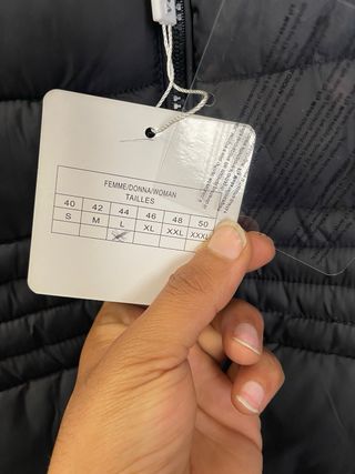 Giacca Kooljay donna nera con cappuccio