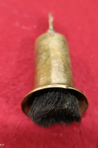 cepillo o escobilla de chimenea de latón vintage