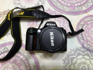 Cámara analógica Nikon F80