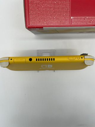 Nintendo Switch Lite Giallo