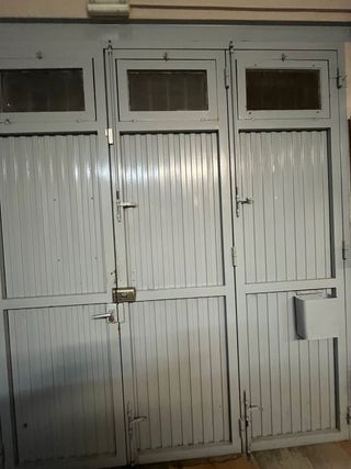 Láminas para puerta de almacén