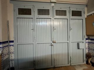 Láminas para puerta de almacén