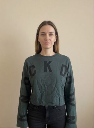 Top streetwear manga larga verde