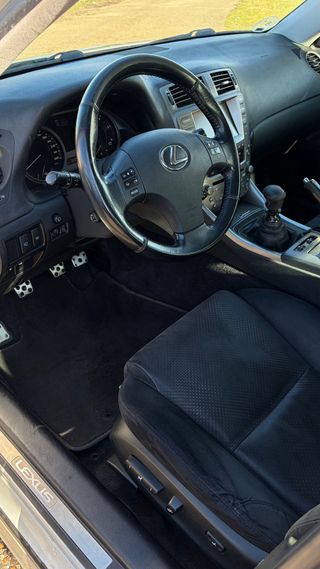 Lexus IS 220d 177cv