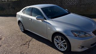 Lexus IS 220d 177cv