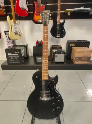 Gibson Les Paul Special Tribute, nueva, ajustada