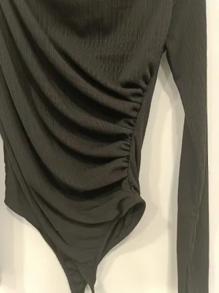 Body negro manga larga