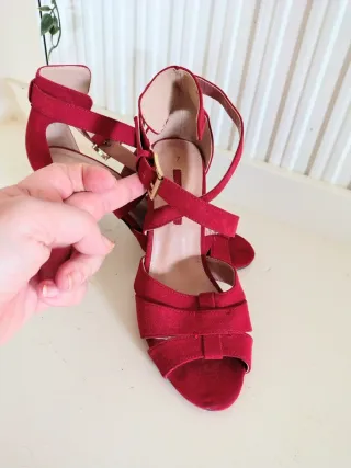 Tacones de Ante Dorothy Perkins – Elegancia