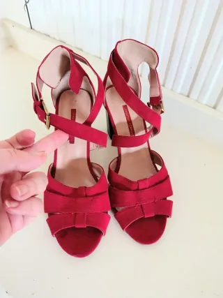 Tacones de Ante Dorothy Perkins – Elegancia