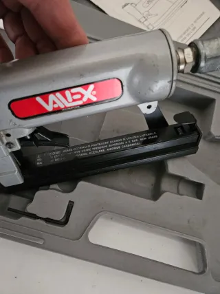 Valex Cucitrice Pneumatica con Manuale