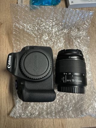 Cámara Canon EOS 1500D + Lente 18-55mm