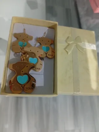 Colgante y pendientes Tous oso corazón azul