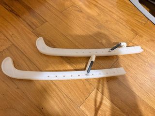 Patin de hielo negro talla 39 marca boots