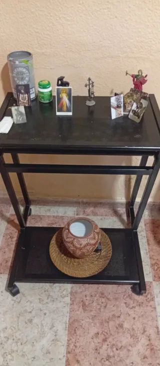 Mesita escritorio metal y madera