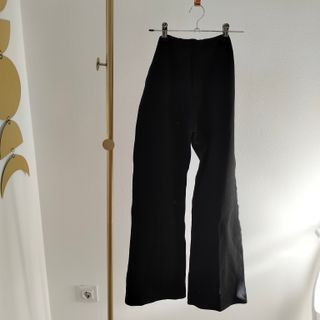 Pantalón negro de vestir