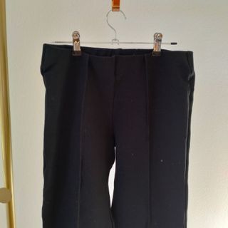 Pantalón negro de vestir