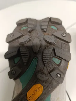 Botas de montaña para nieve o hielo