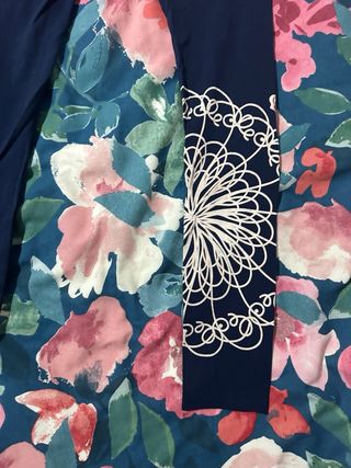 Leggings estampados con pedrería