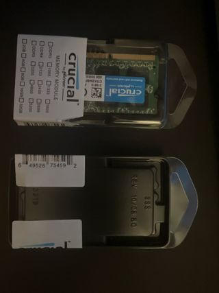 2x 4GB DDR3L 1600MHz Crucial RAM SO-DIMM