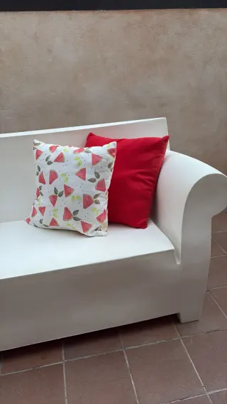 Sofá exterior 2 plazas + sillón polietileno blanco