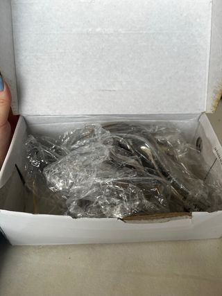 Sandalias transparentes con lazo