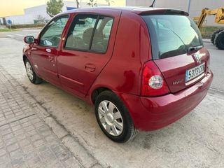 Renault Clio 2004