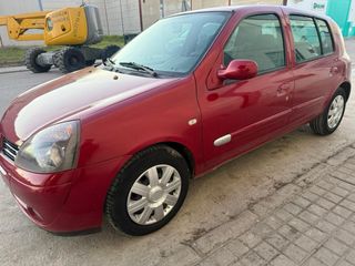 Renault Clio 2004