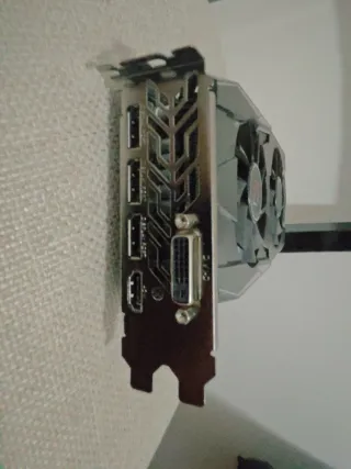 Tarjeta Gráfica ATI Radeon RX 570