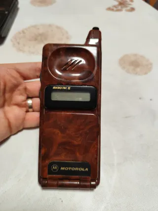 Móviles Motorola Antiguos (80s/90s)