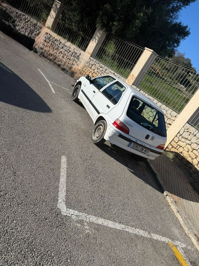 Peugeot 106 2001 - foto 1
