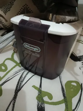 Centro de Planchado DeLonghi Stirella