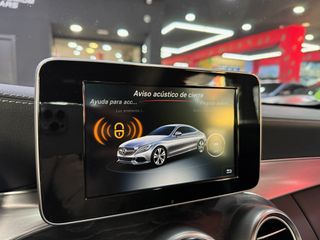 Mercedes-Benz Clase C200 Coupé 184cv AMG LINE