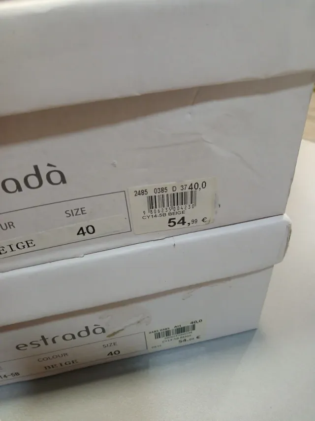 Mocassins bege feminino Estrada tamanho 40 e 39