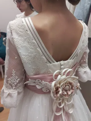 Vestido de comunión niña blanco de Anibal Laguna