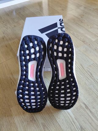 Adidas Ultraboost Talla 39 Blancas