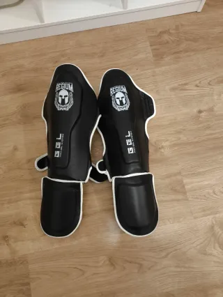 Espinilleras Regium Muay Thai Gel