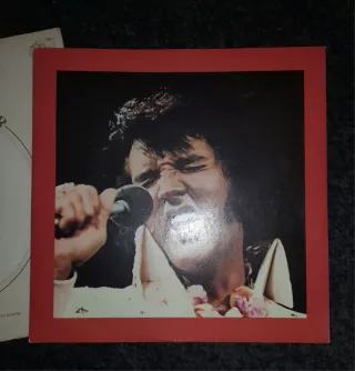 Elvis Presley - A Legendary Performer Vol. 1 LP