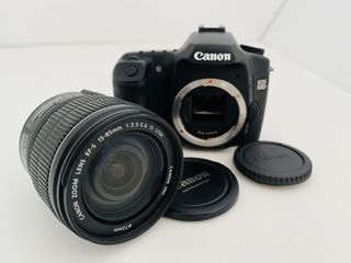 Canon EOS 50D + EFS 15-85mm. Merece mejor dueño.