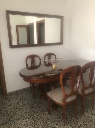 Mesa comedor, espejo y 4 sillas madera