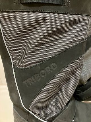 Botas náuticas Tribord negras y grises